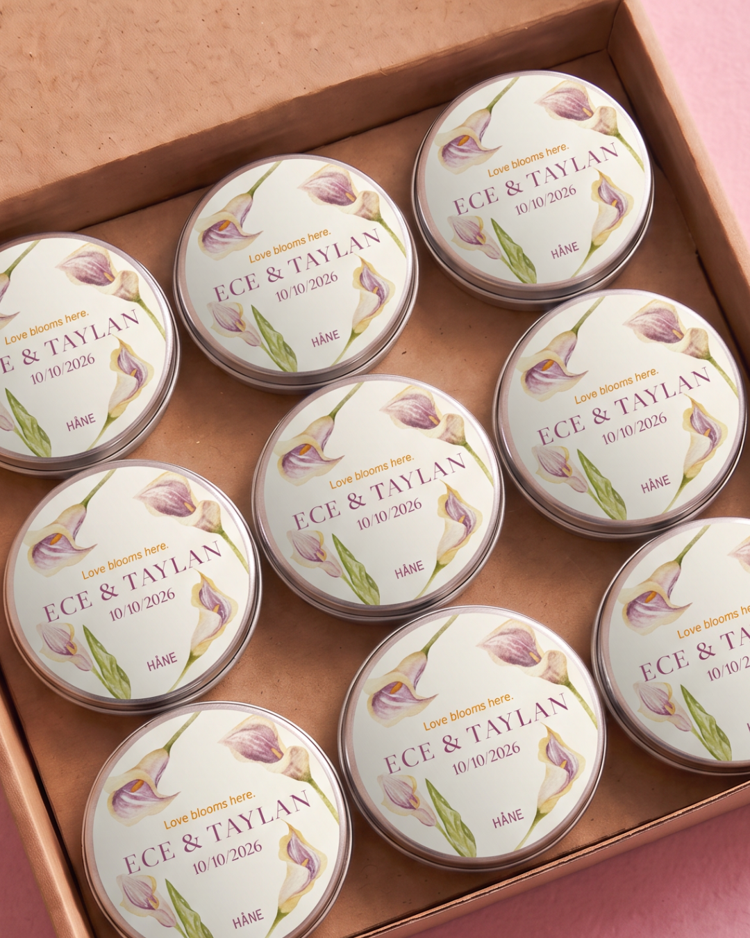 Lilies Set Nikâh Düğün Hediyelik Kokulu Mum 10'lu Zambak Kişiye Özel İsimli Tarihli